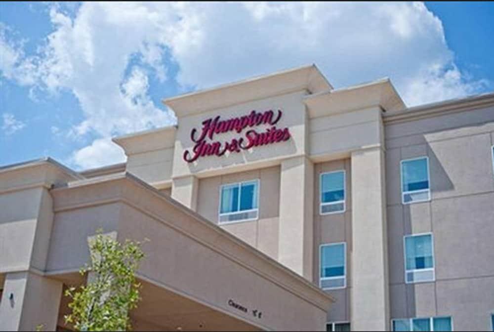 Hampton Inn Браунвуд Экстерьер фото